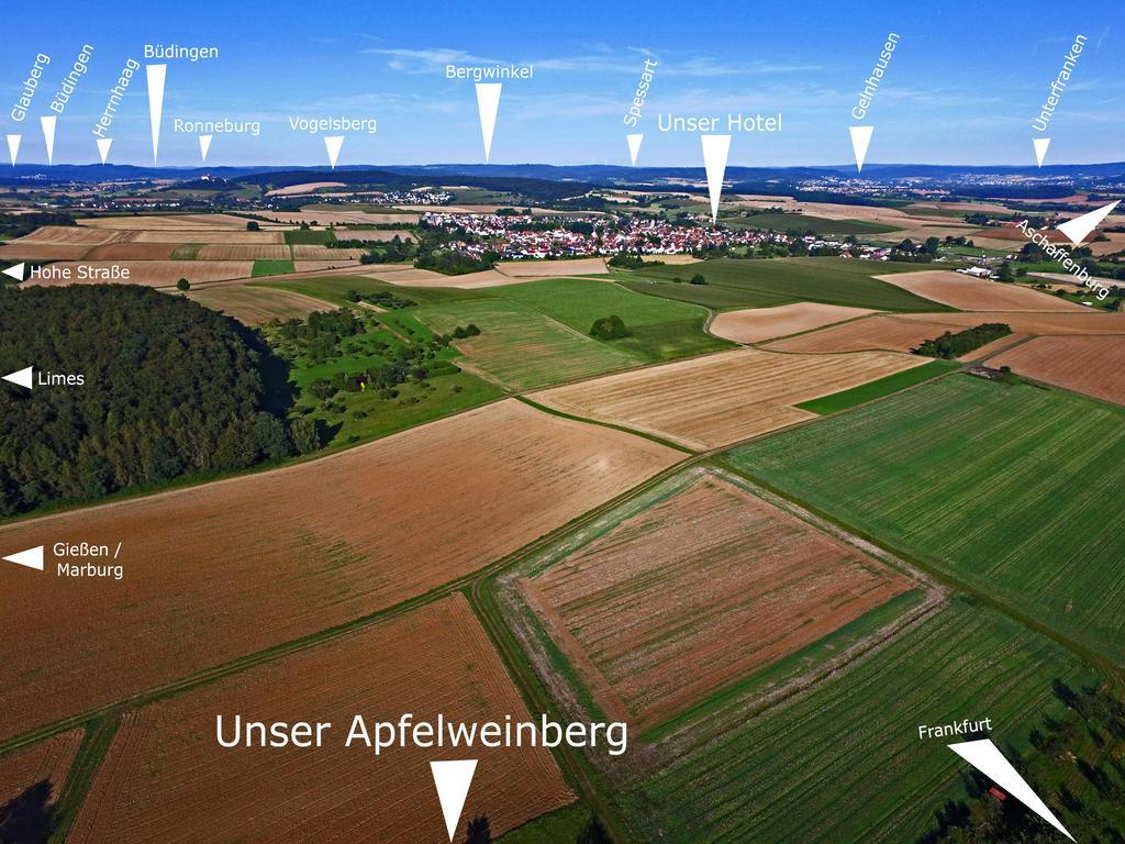 Hotel Zur Krone Ronneburg  Exteriör bild